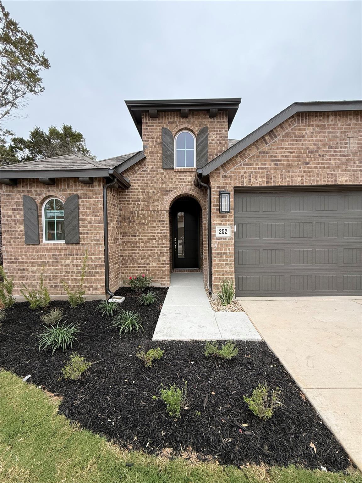 252 Basket Flower LOOP