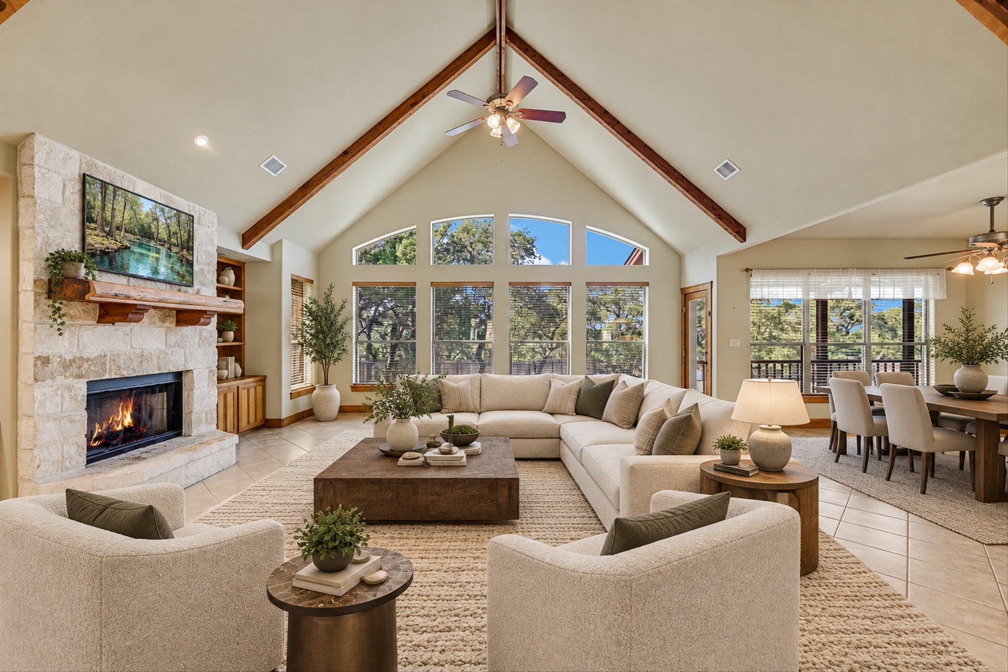 404 W View DR