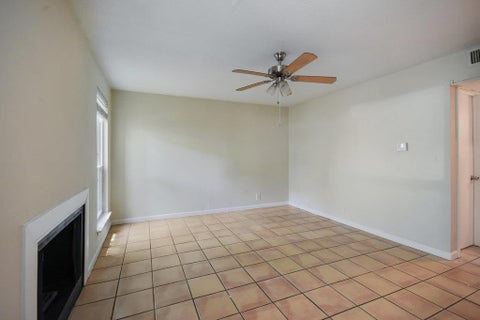 Tiny photo for 1000 W 26th ST #102, Austin, TX 78705 (MLS # 6603853)