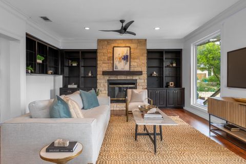 4703 Hickory HOLW Austin TX 78731