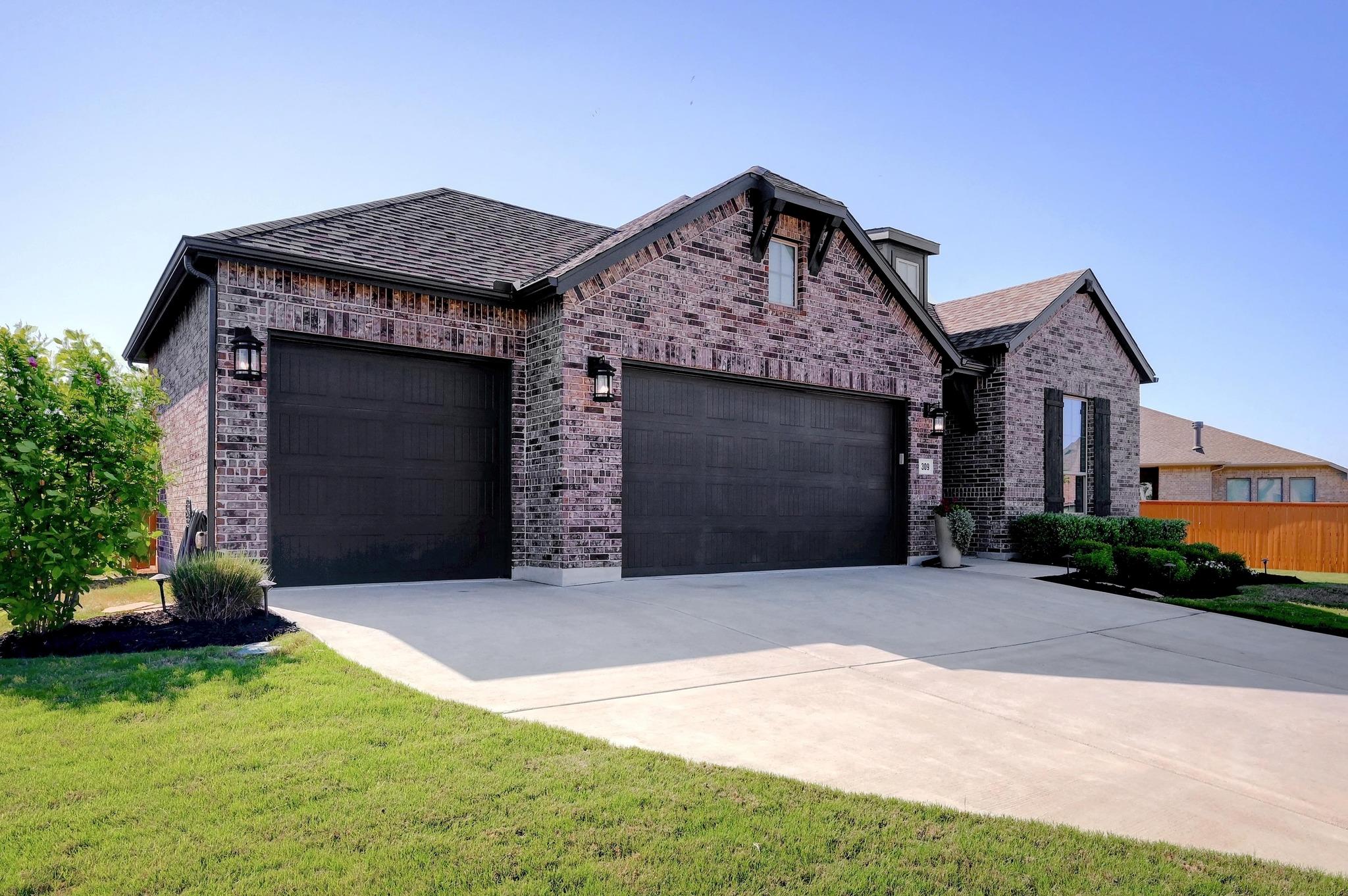 309 W Branch RD