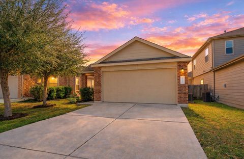 Photo of 3721 Alpine Autumn DR, Austin, TX 78744 (MLS # 2749432)