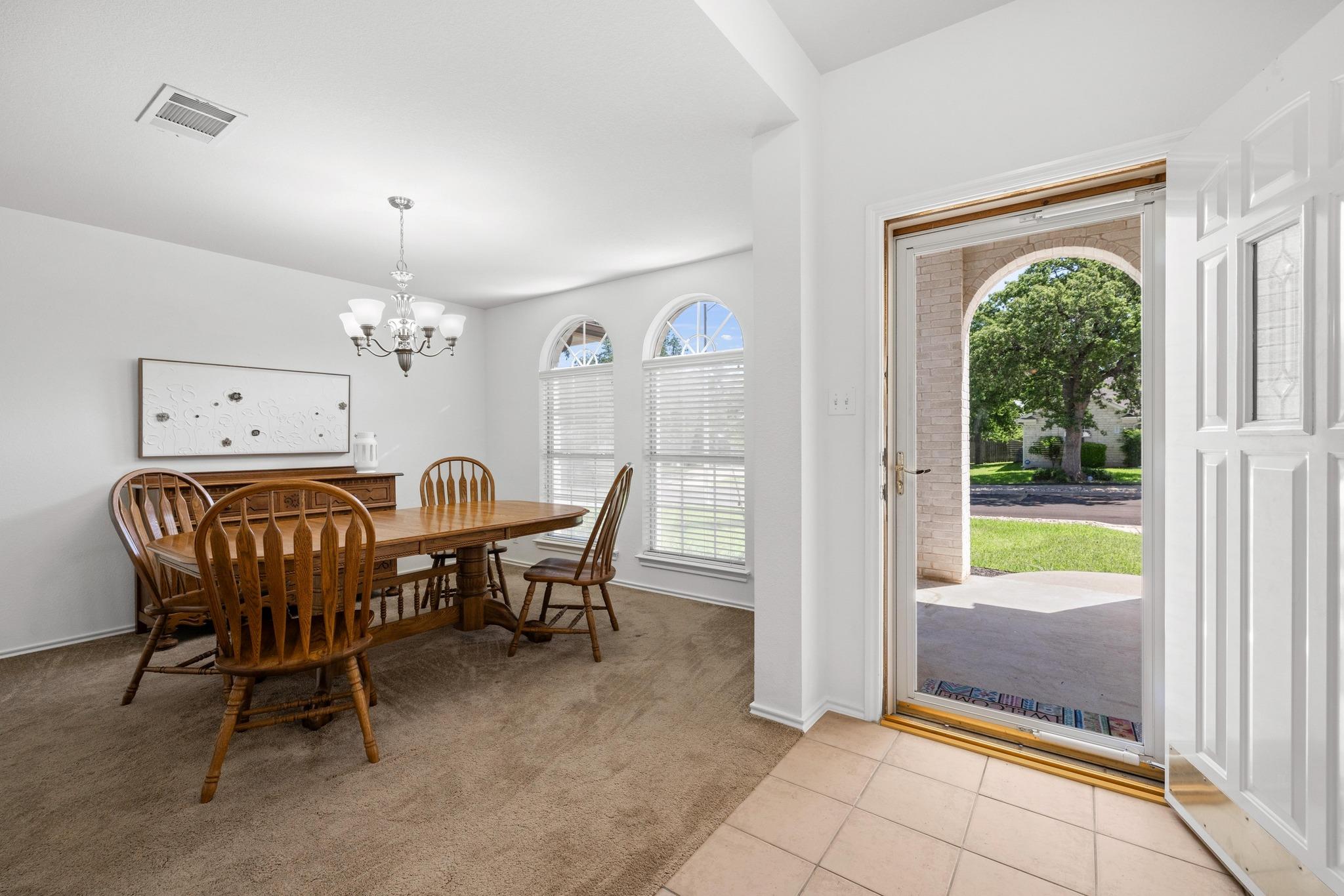 2803 Glenwood TRL