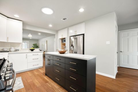 Tiny photo for 1601 Northridge DR, Austin, TX 78723 (MLS # 1606863)