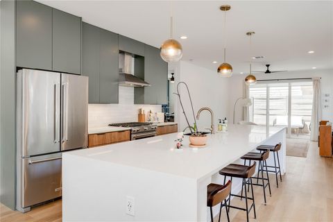 Tiny photo for 1208 Luna ST #1, Austin, TX 78721 (MLS # 9203626)