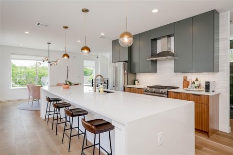 Photo of 1208 Luna ST #1, Austin, TX 78721 (MLS # 9203626)