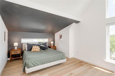 Tiny photo for 1208 Luna ST #1, Austin, TX 78721 (MLS # 9203626)