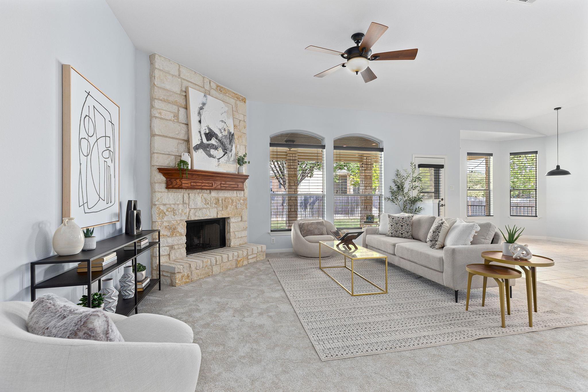 2129 Aaron Ross WAY