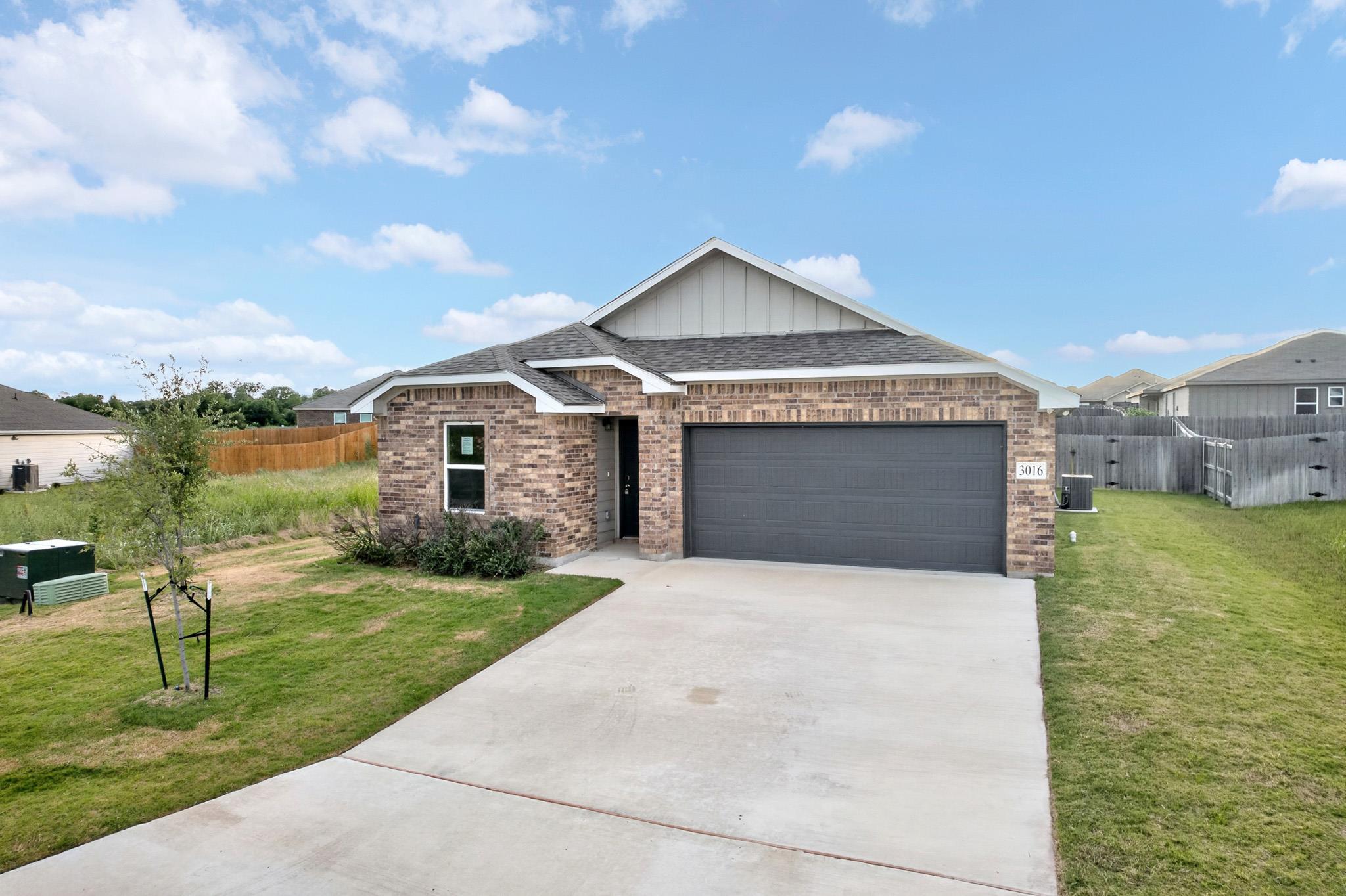3016 Titus CT