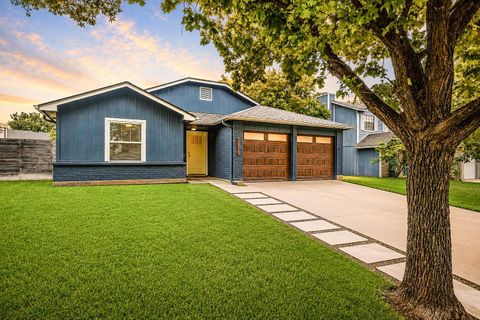 Photo of 11510 Hidden Quail DR, Austin, TX 78758 (MLS # 7531478)