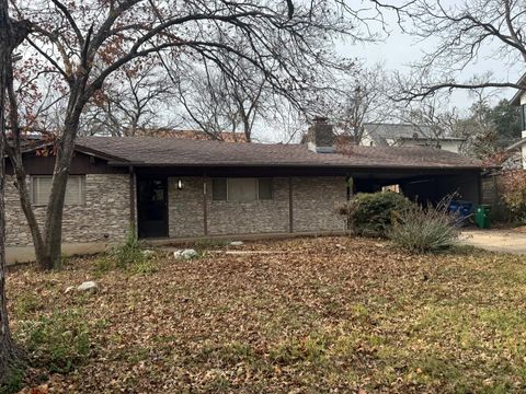 2115 W 12th ST Austin TX 78703