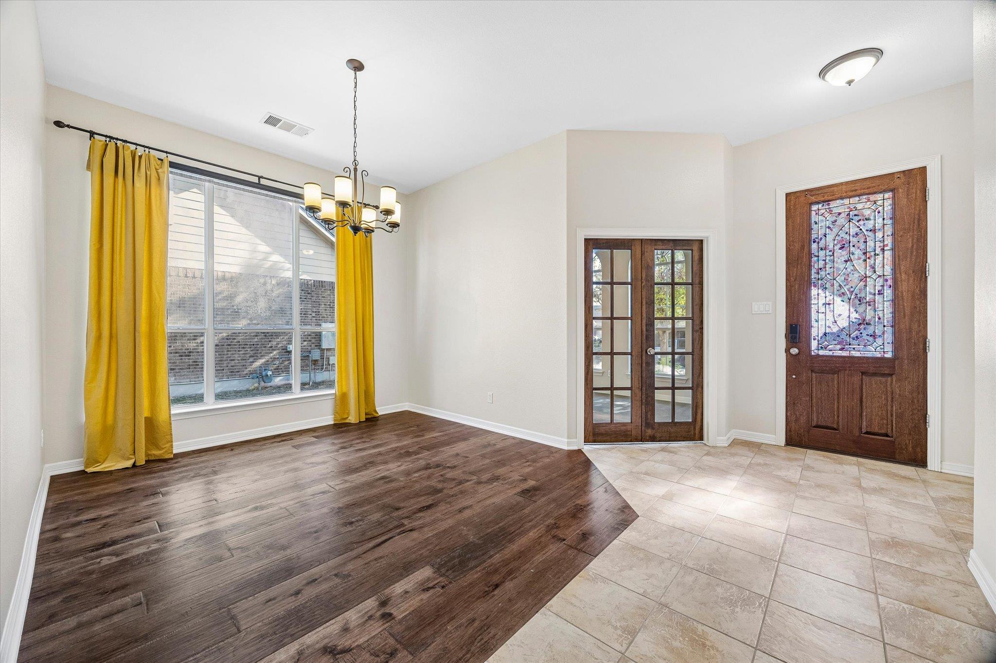 2329 Village View LOOP