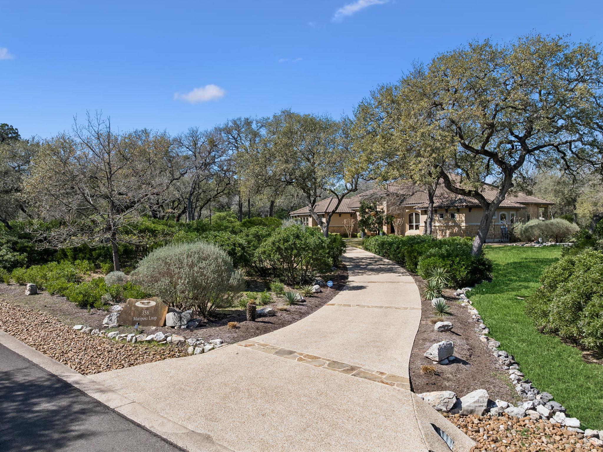 358 Mariposa LOOP