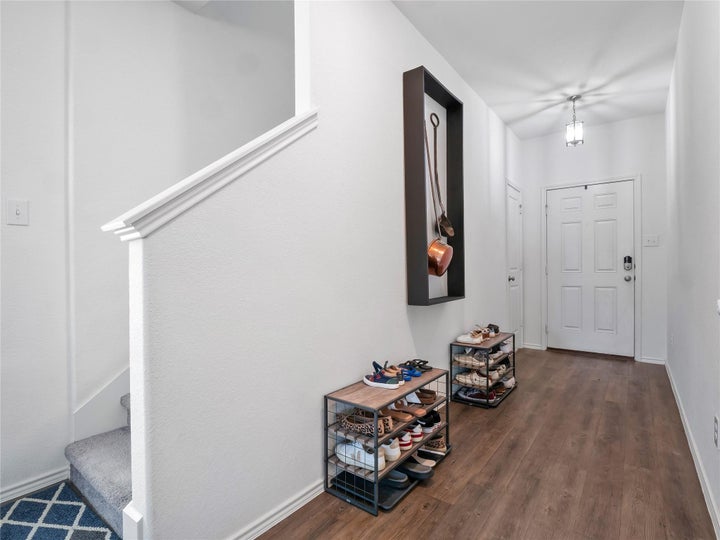 Photo 1 of 10 — 109 Comet DR, Jarrell, TX 76537
