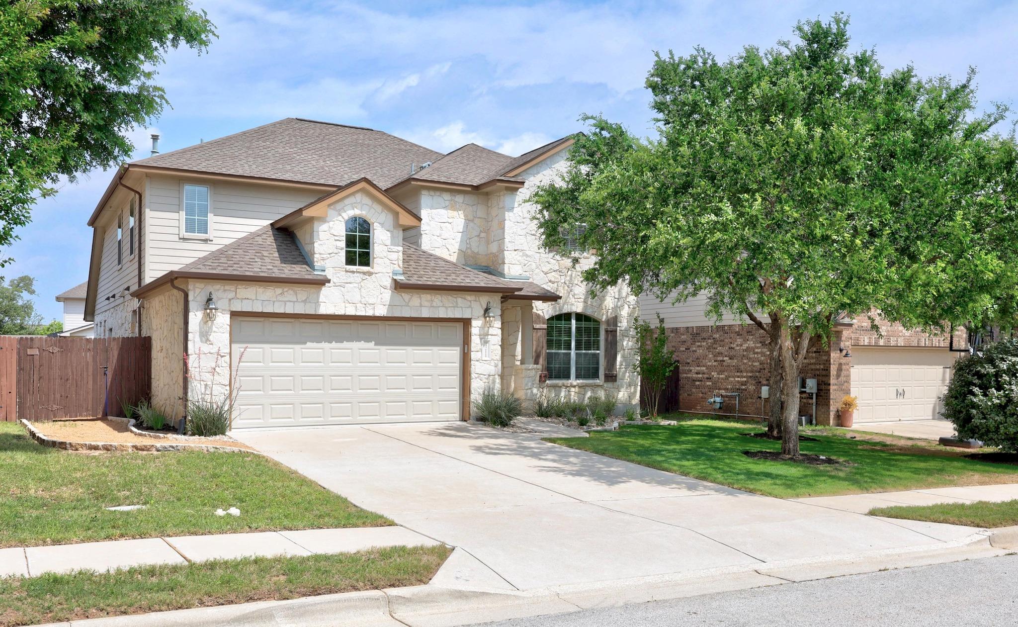 4211 Oldenburg LN