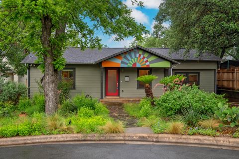 Photo of 2111 Wright ST, Austin, TX 78704 (MLS # 8305358)