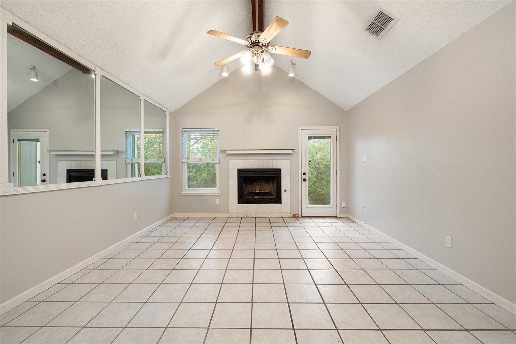 1245 Orchard Park CIR