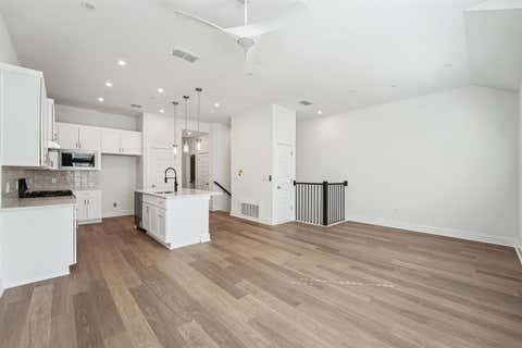Tiny photo for 200 W 56th ST #8104, Austin, TX 78751 (MLS # 7703835)