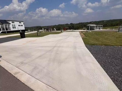 5386 Ranch Road 1376 RD 17 Fredericksburg TX 78624