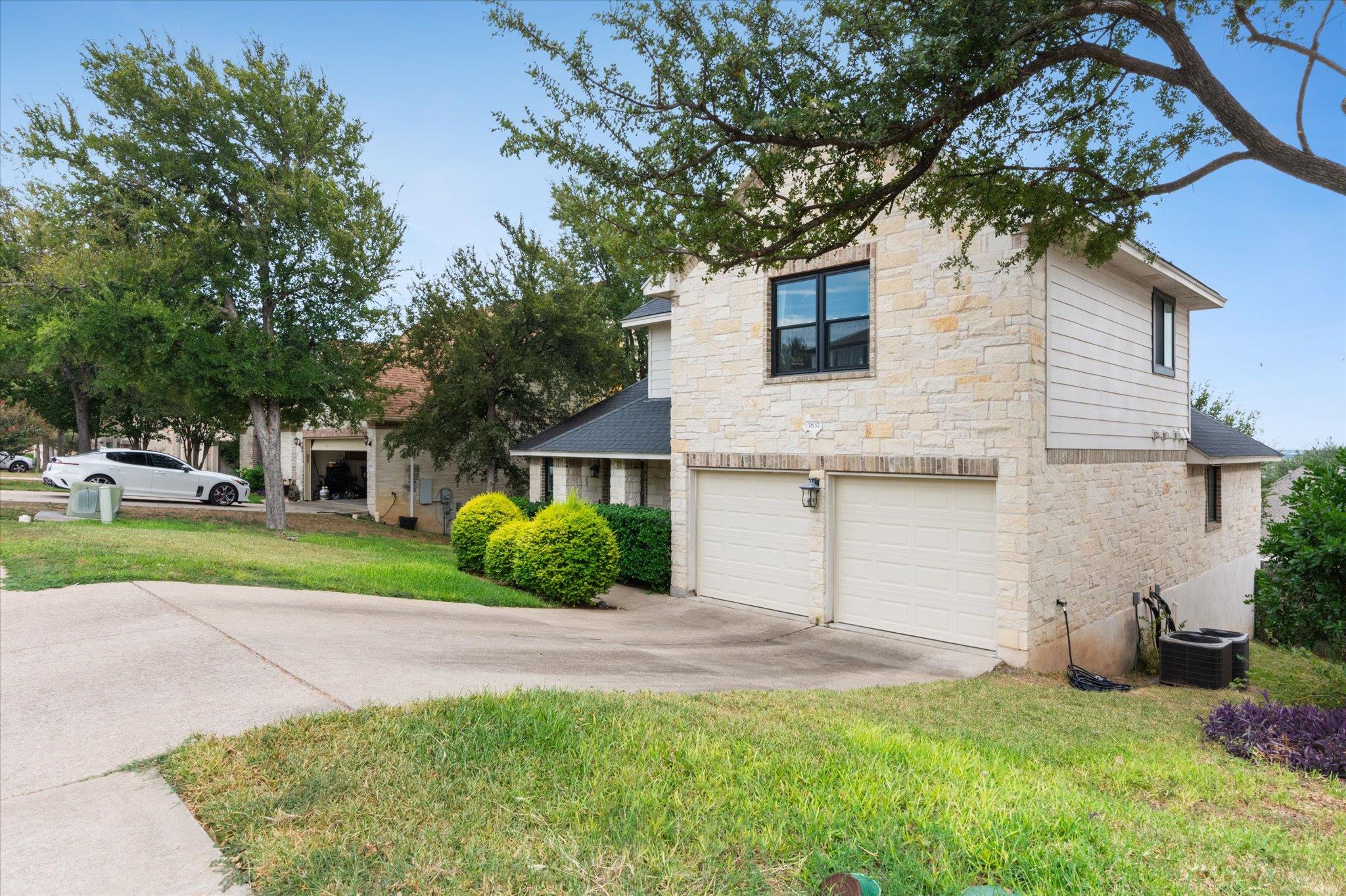 3837 Laurel Ridge DR