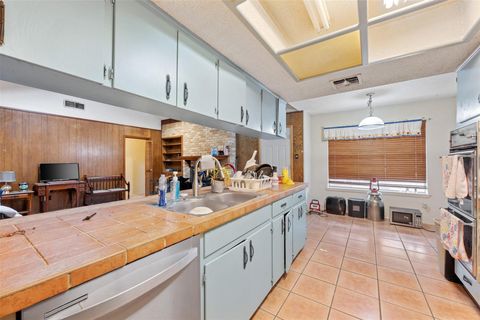 Tiny photo for 12312 Blue Water DR, Austin, TX 78758 (MLS # 5099533)