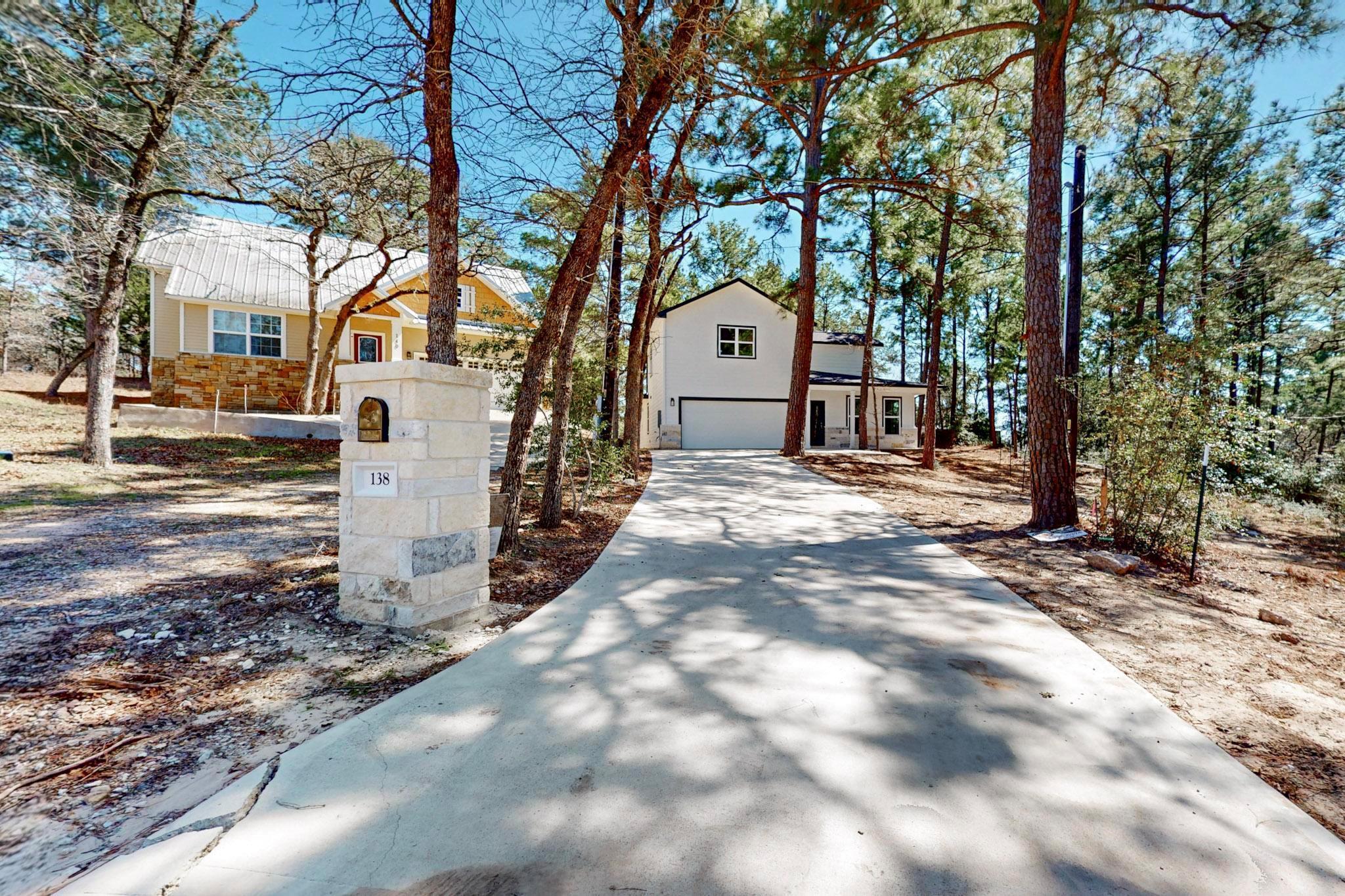 138 Onini CT