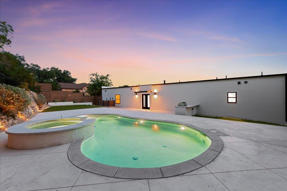 902 Challenger ST