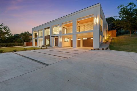 Tiny photo for 902 Challenger ST, Lakeway, TX 78734 (MLS # 8924918)