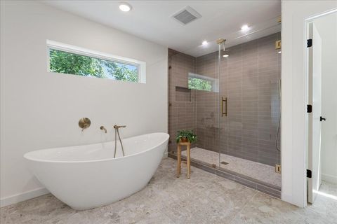 Tiny photo for 902 Challenger ST, Lakeway, TX 78734 (MLS # 8924918)