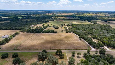 Photo of 2210 Hermis RD, Schulenburg, TX 78956 (MLS # 5184080)