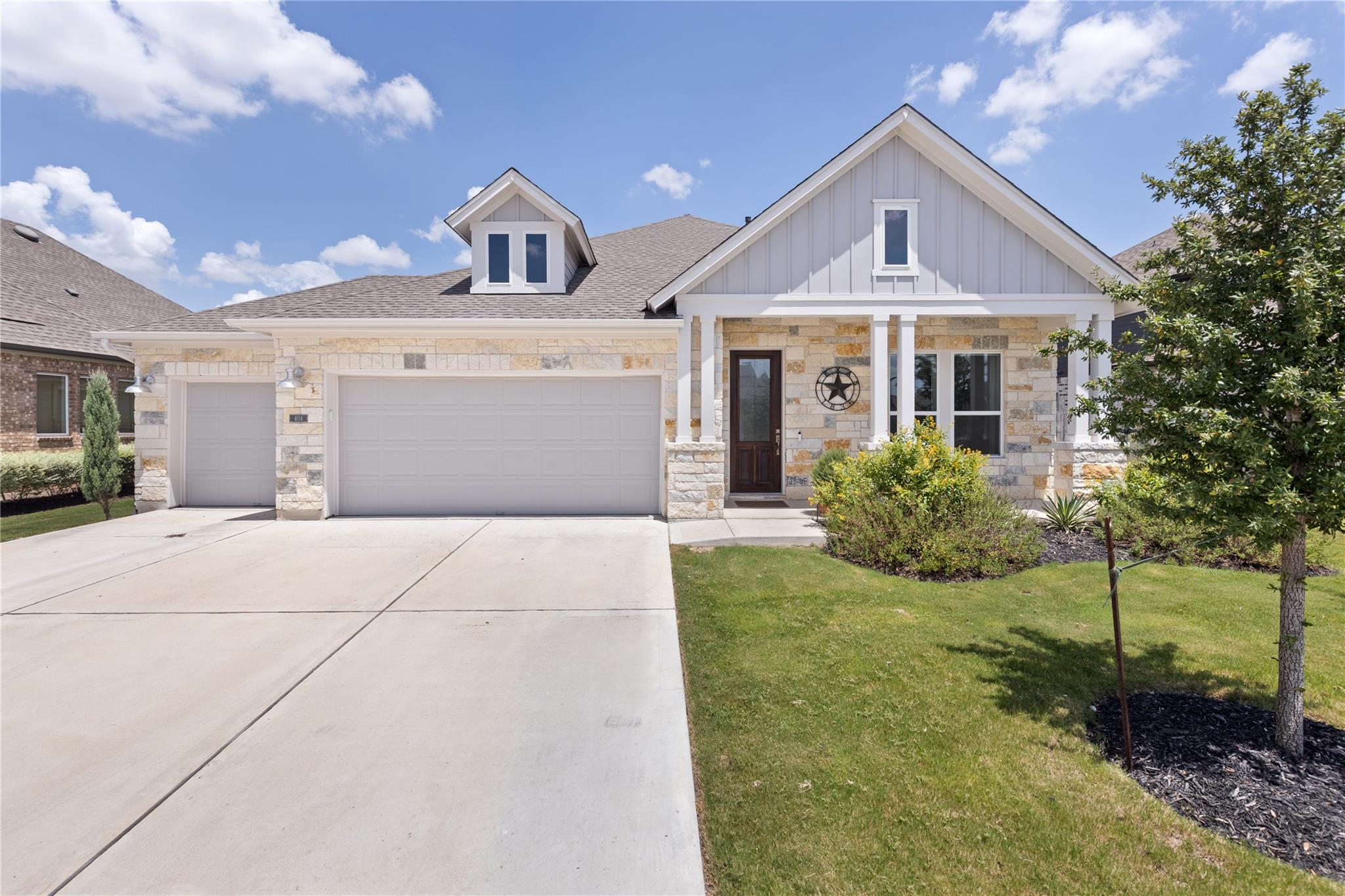404 Simmental LOOP, Hutto