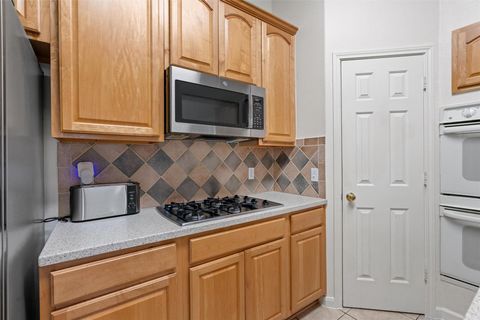 Tiny photo for 10612 Lord Derby DR, Austin, TX 78748 (MLS # 5677780)