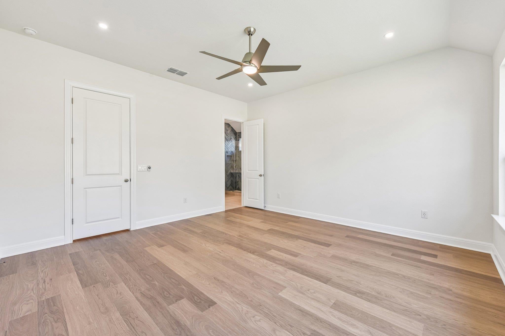 440 San Saba DR