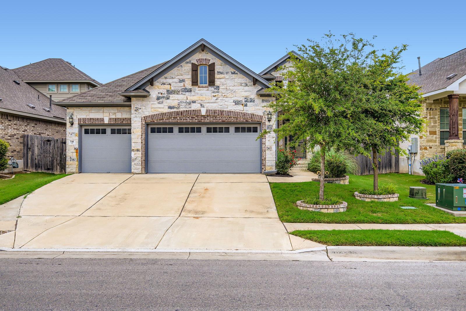 541 Blue Oak BLVD
