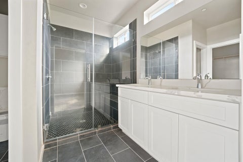 Tiny photo for 1300 Mckie DR #33, Austin, TX 78752 (MLS # 7012423)