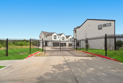 Tiny photo for 1300 Mckie DR #33, Austin, TX 78752 (MLS # 7012423)