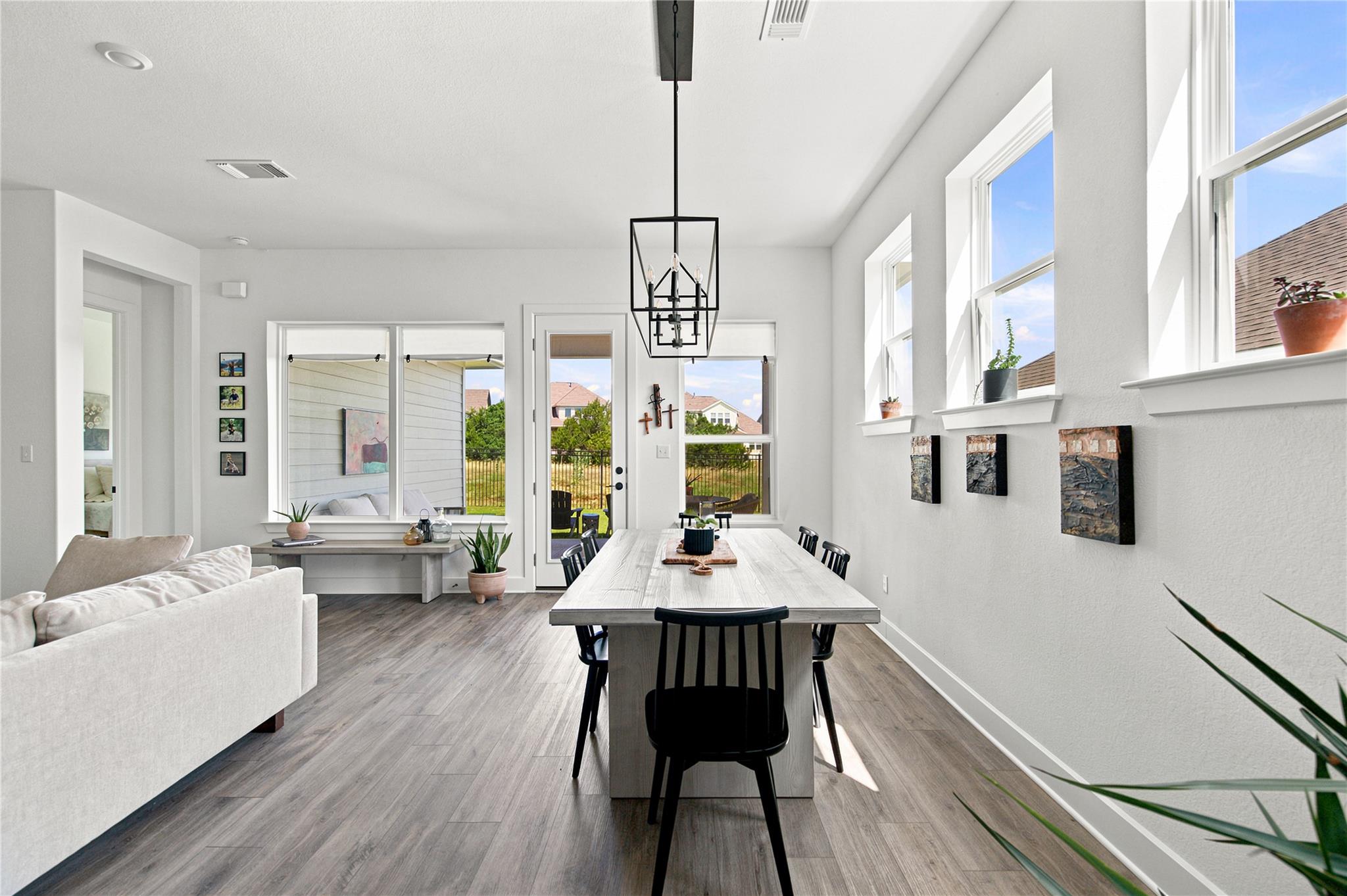576 Sage Thrasher CIR