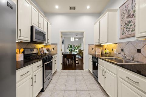 Tiny photo for 5515 Davis LN #32, Austin, TX 78749 (MLS # 7334781)