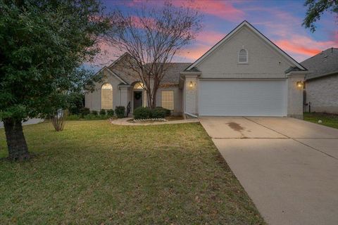 Photo of 920 Savanna LN, Cedar Park, TX 78613 (MLS # 6095927)