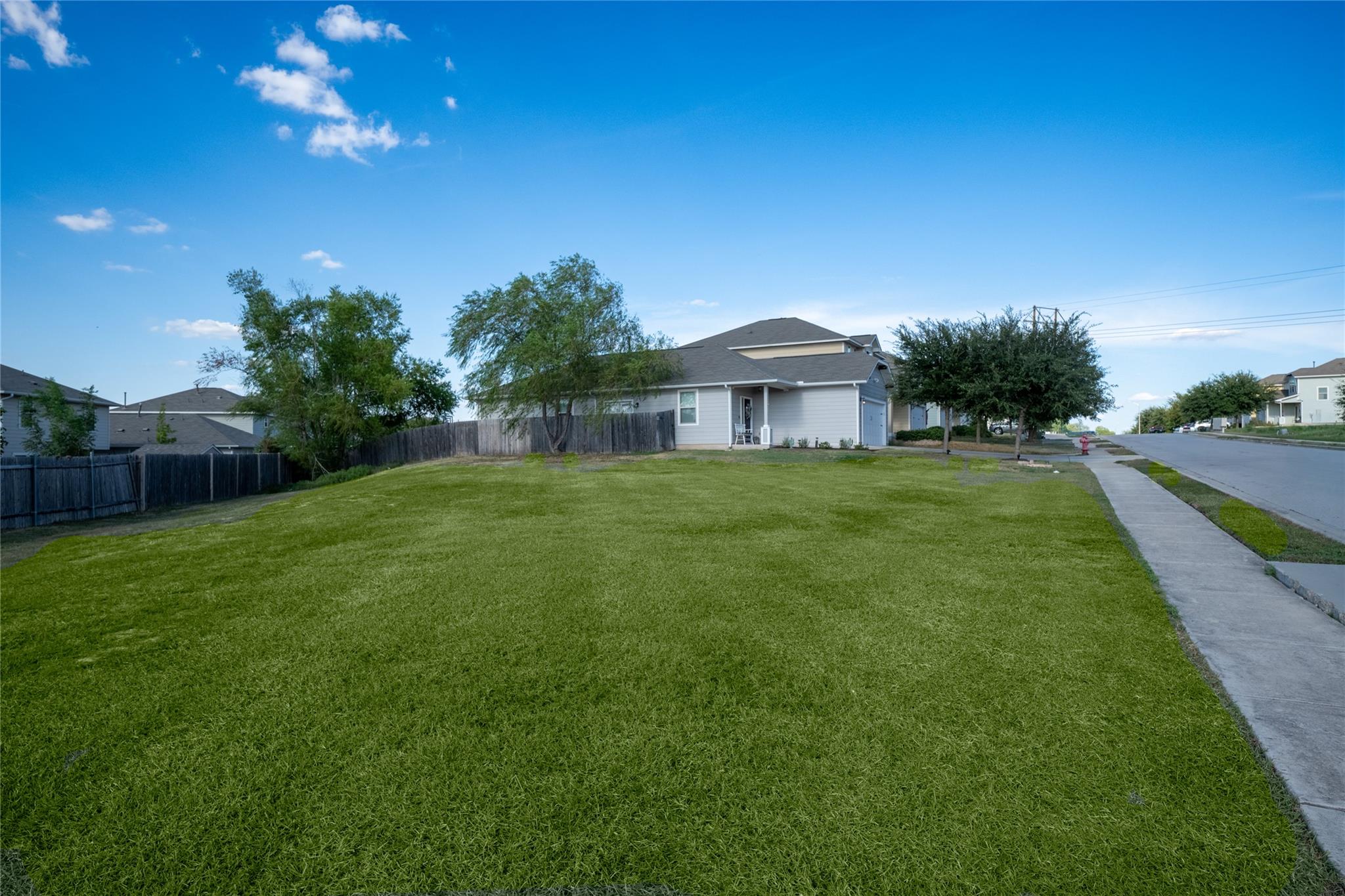 326 Pearl WAY