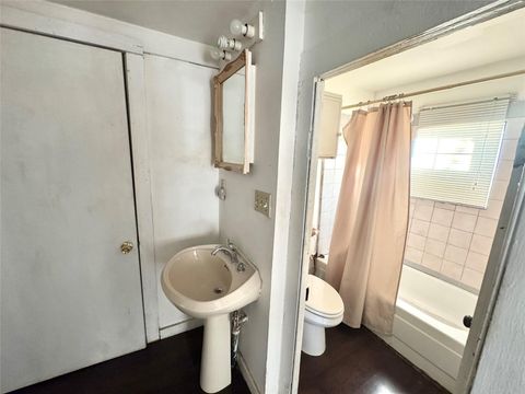 Tiny photo for 1133 Salina ST, Austin, TX 78702 (MLS # 4833973)