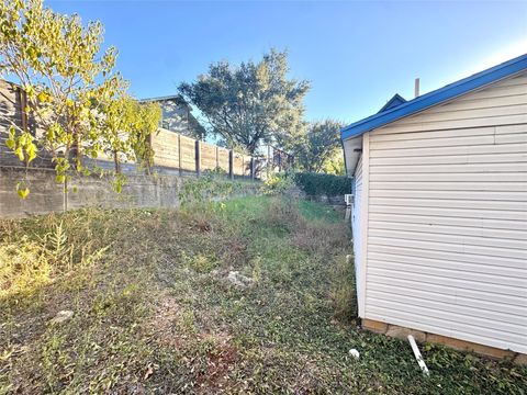 Tiny photo for 1133 Salina ST, Austin, TX 78702 (MLS # 4833973)