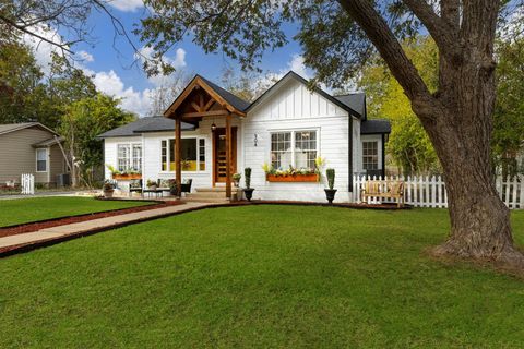 A home in Taylor