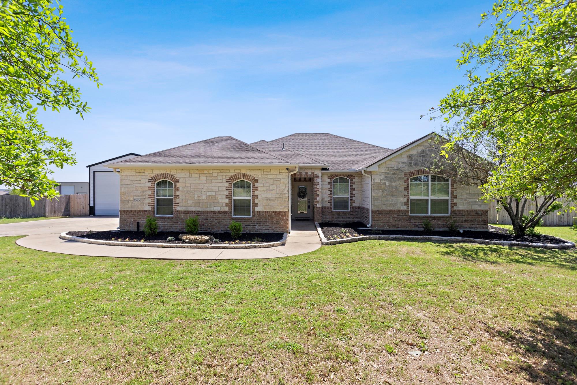 3585 W Amity RD