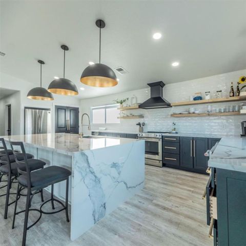 3900 Lake Park CV Lago Vista TX 78645