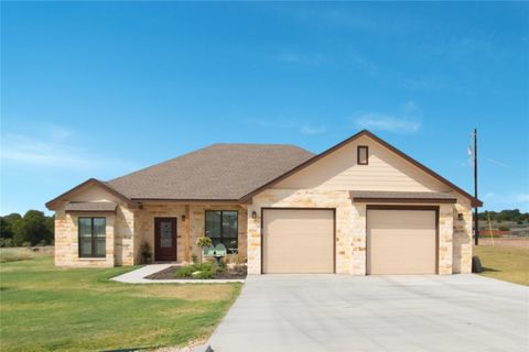 101 Hillside LN Lampasas TX 76550