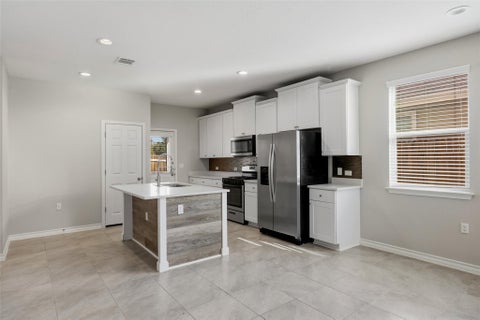 Tiny photo for 1702 Los Olivios WAY, Austin, TX 78725 (MLS # 6975364)