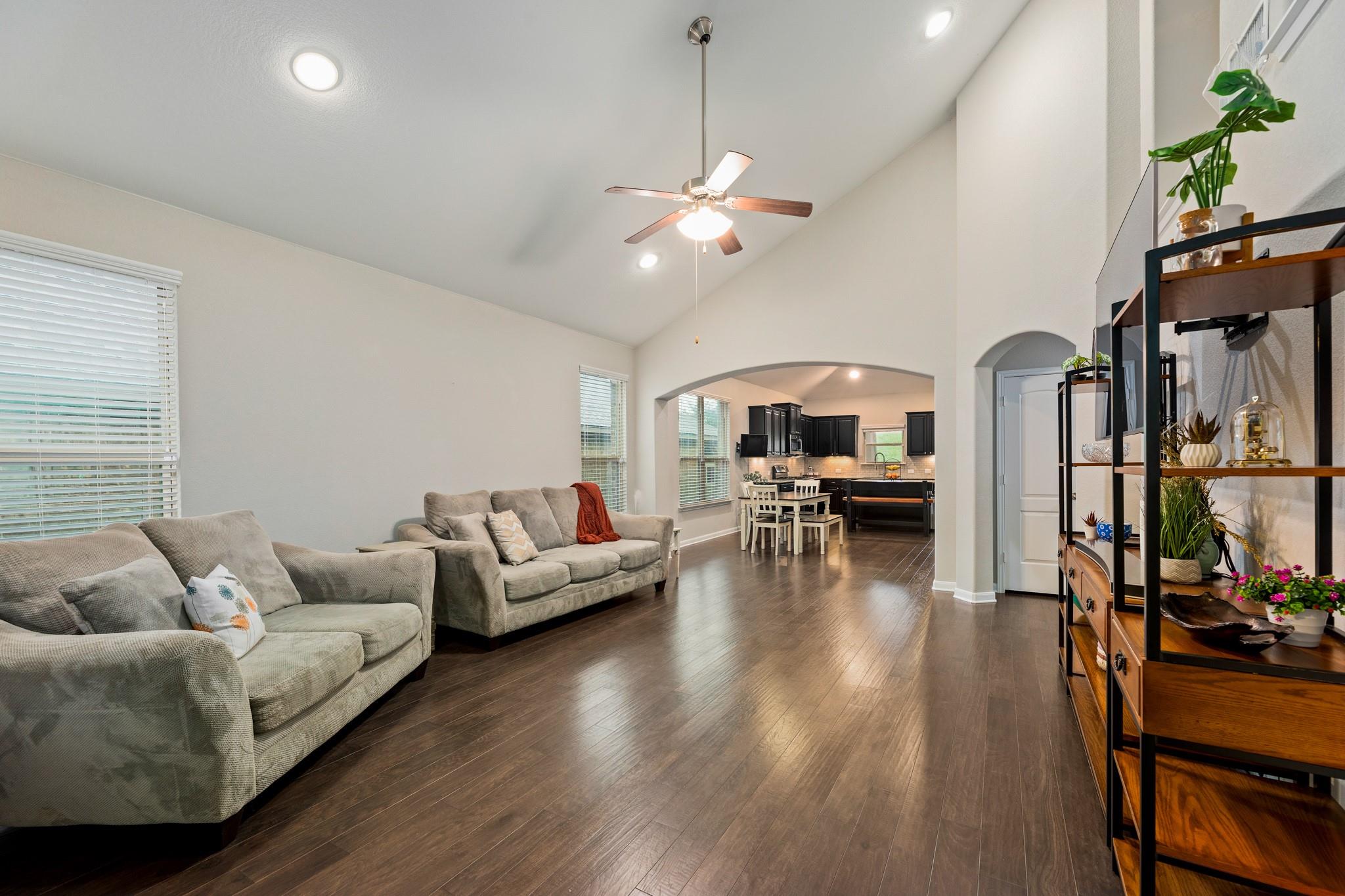 2249 Cactus Valley DR
