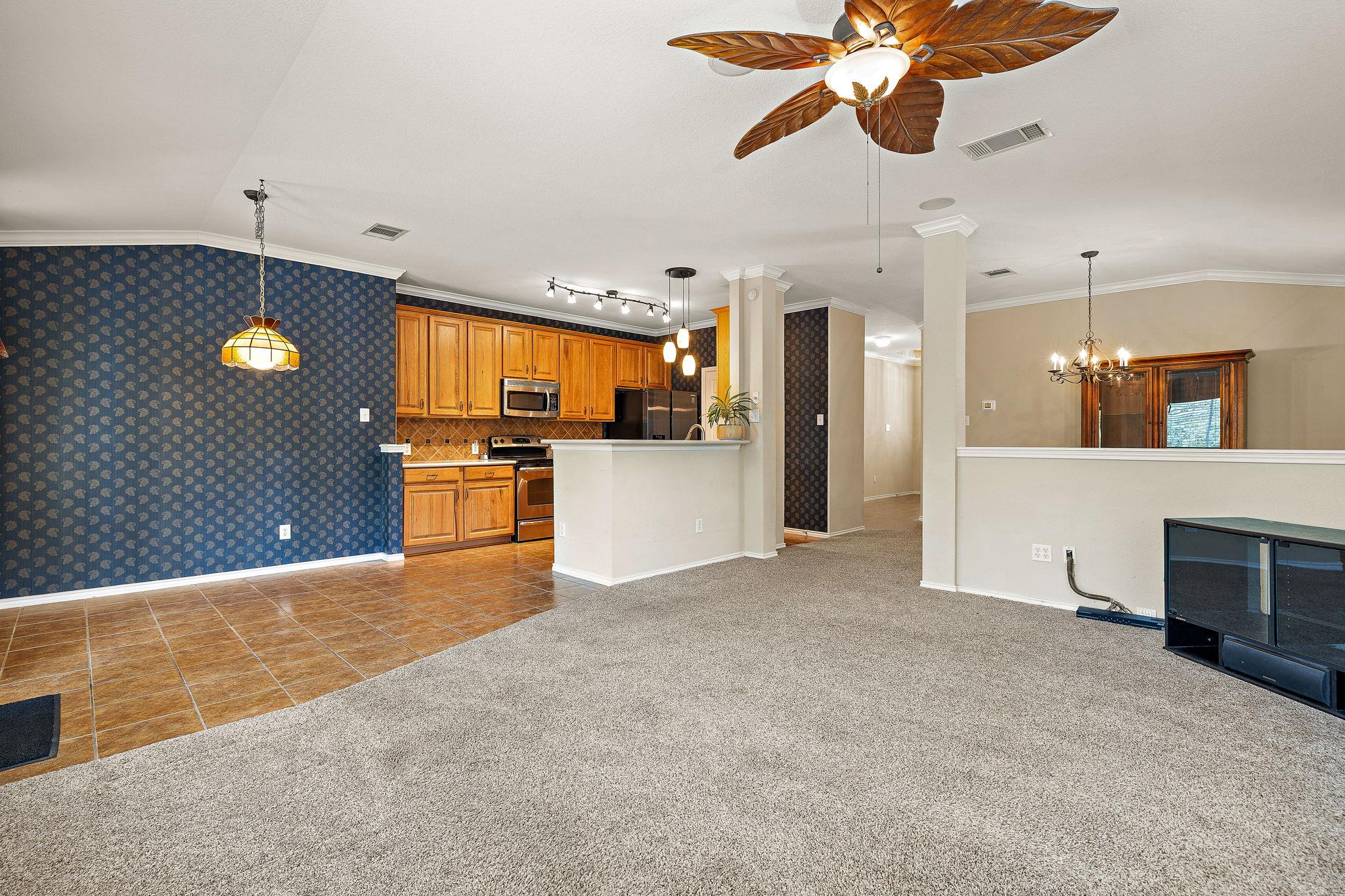 1105 SOUTH BROOK DR