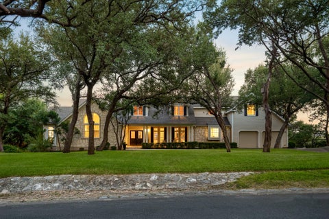 Photo of 705 Windsong TRL, West Lake Hills, TX 78746 (MLS # 8394197)